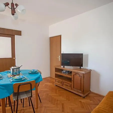And Agata Apartment *