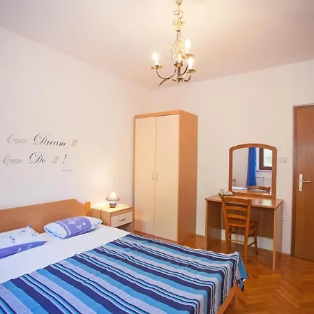 Apartment And Agata