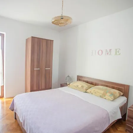Apartament And Agata *
